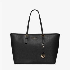 COPY - Used Michael Kors trend setter black tote